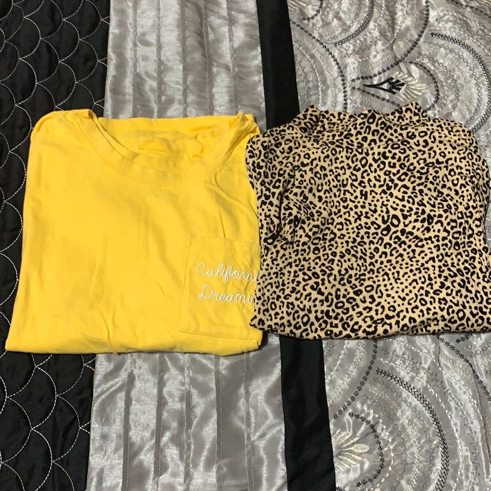 Womens 2 tee bundle